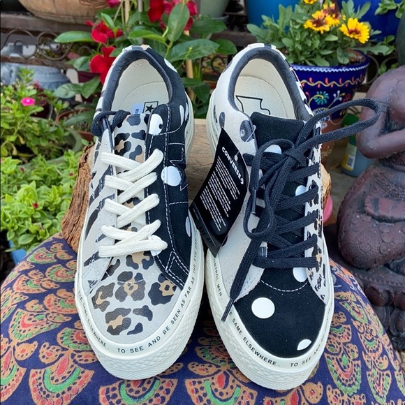 Ltd Edition “Brain Dead x Converse One Star” - Picture 2 of 15